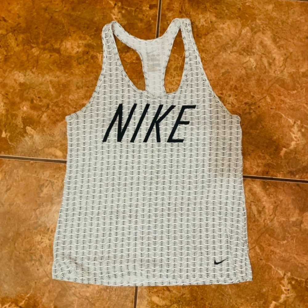 Nike tank